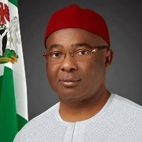 GOVERNOR UZODIMMA UPGRADES THE SHARED PROSPERITY SHUTTLE BUSES FOR IMO CIVIL SERVANTS